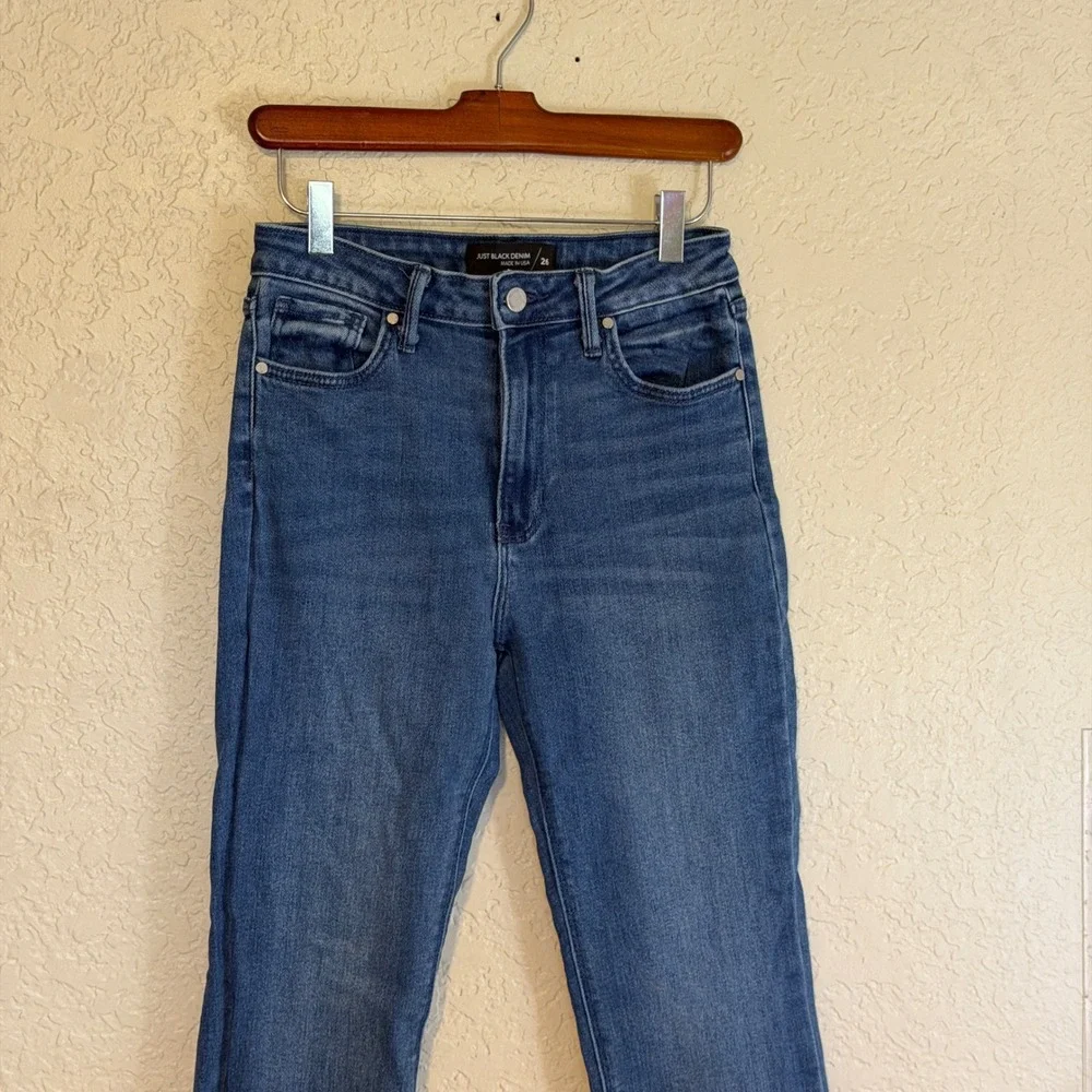 Just Black Denim Jeans Women 26 Blue‎ Raw Hem High Rise Straight Leg